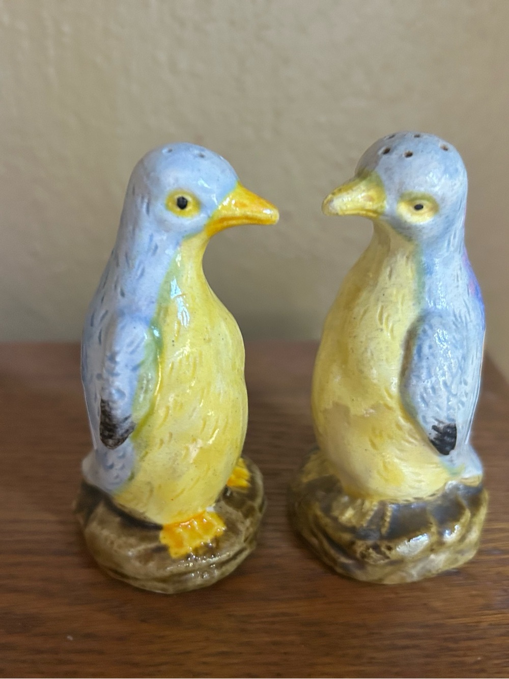 Vintage British Novelty Hand-Painted Penguin Salt & PepperShakers